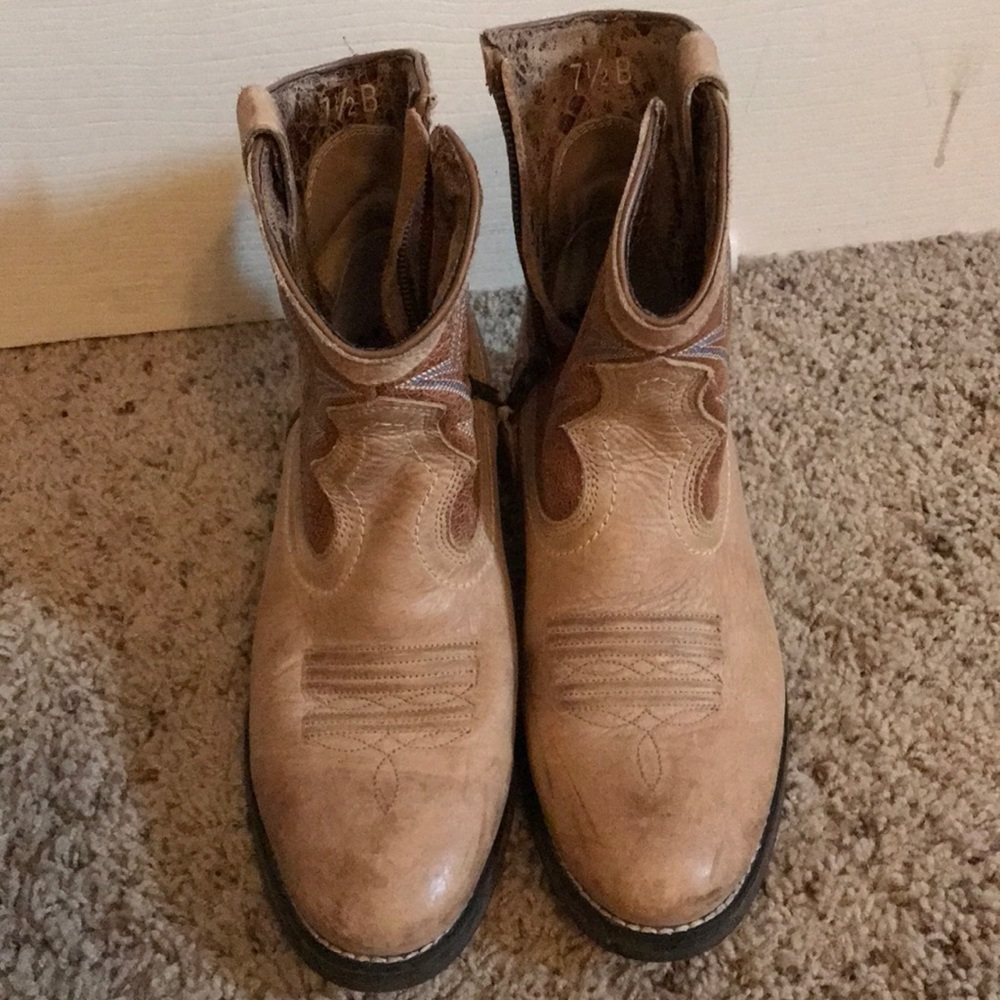 Ariat ankle boot